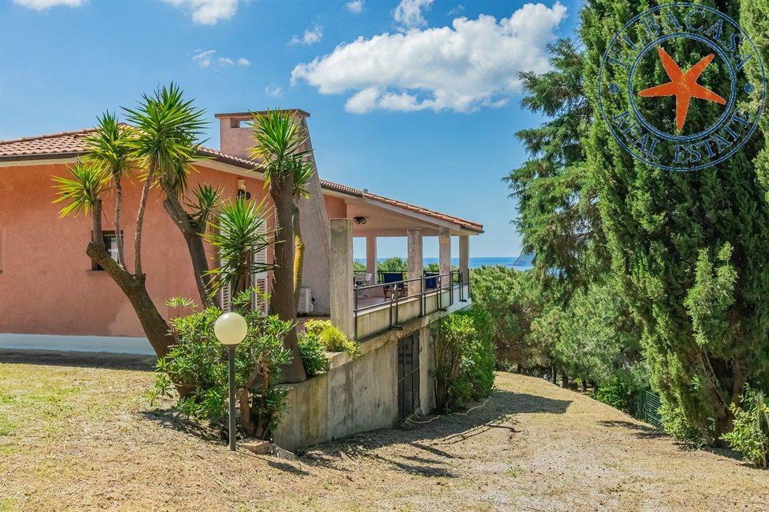 Villa a Capoliveri, Toscana, Italia 1 - 15660278