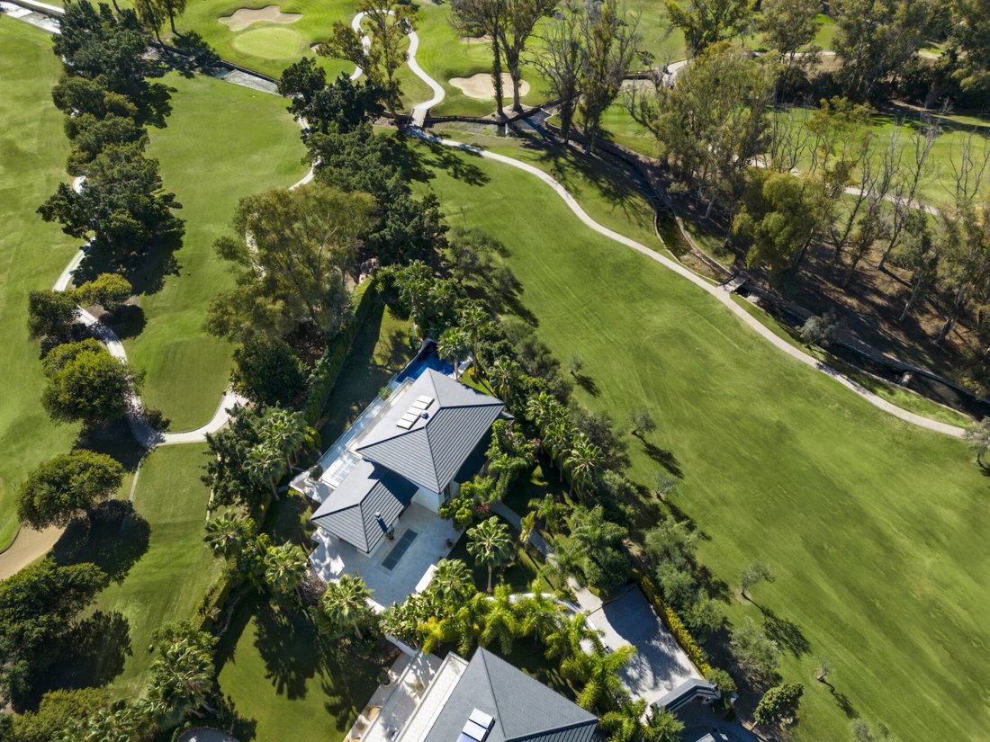 Villa in Nueva Andalucia, Marbella, Spain 4 - 15661896
