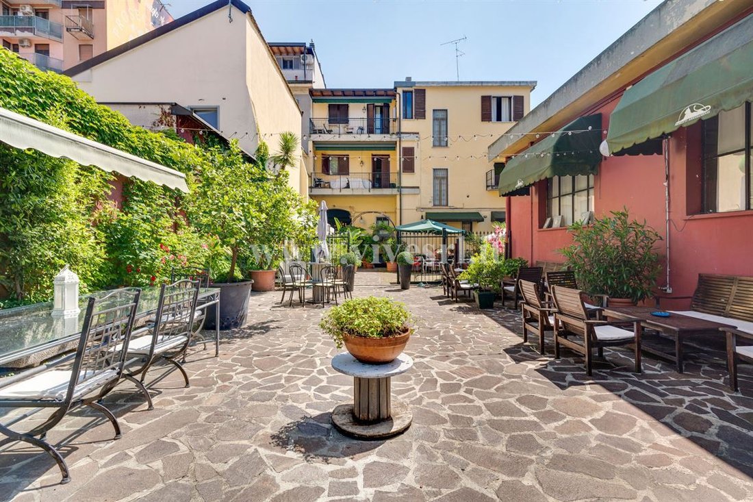 A Crown of Milan: Where Renaissance Whispers Meet Modern Grandeur