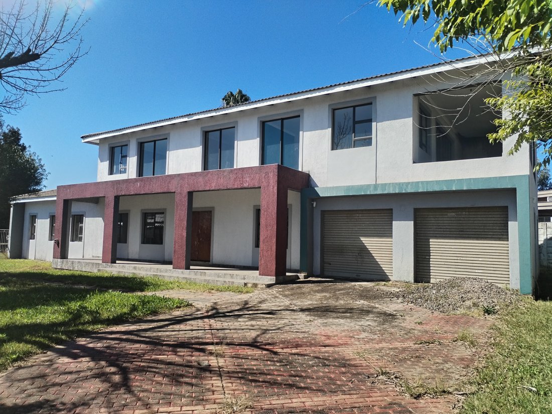 House in Newcastle Central, KwaZulu-Natal, South Africa 1 - 15658909