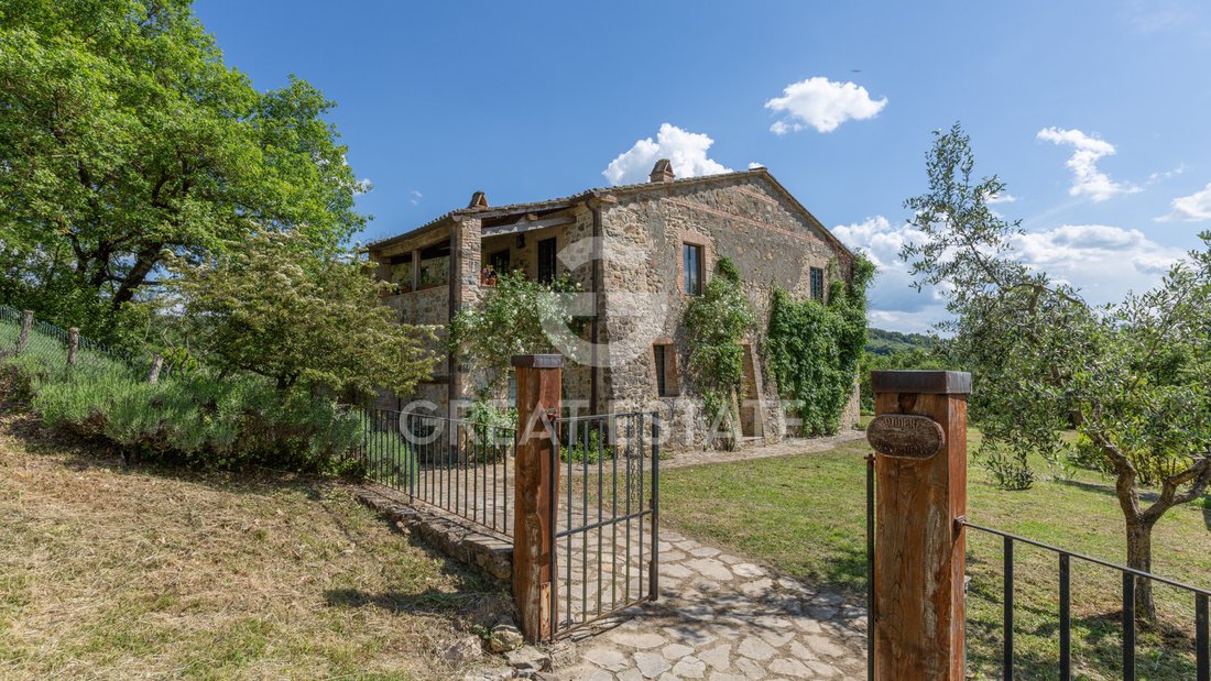 Estate in San Casciano dei Bagni, Tuscany, Italy 3 - 14361691