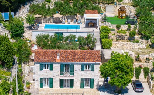 Villa in Borak, Split-Dalmatia County, Croatia 1