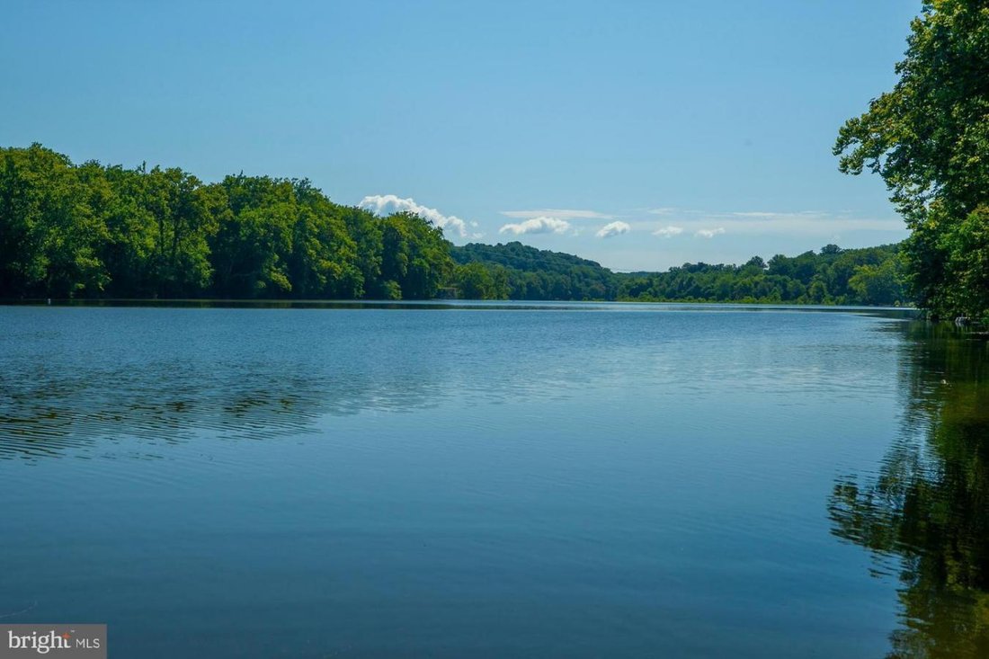 Land in Martinsburg, West Virginia, United States 1 - 15660531