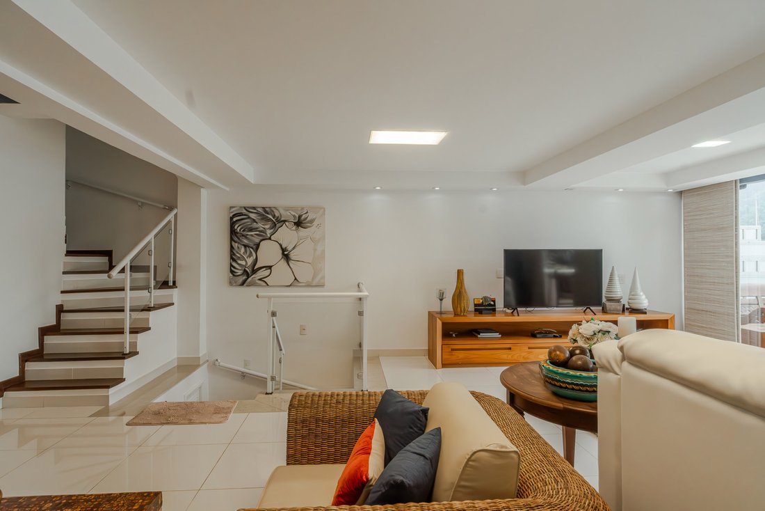 House in Cantagalo, State of Rio de Janeiro, Brazil 5 - 14994599