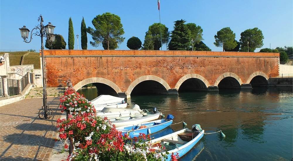 Villa in City, Peschiera del Garda, Veneto 4 - 15660280