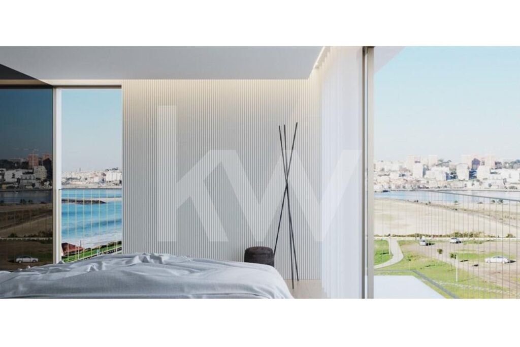 Apartment in Mafamude e Vilar do Paraiso, Porto District, Portugal 1 - 15662121