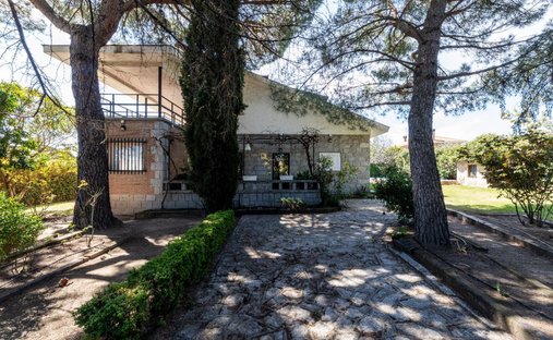 Villa in Galapagar, Community of Madrid, Spain 1