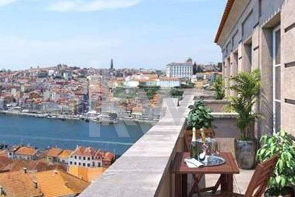 Apartment in Santa Marinha e Sao Pedro da Afurada, Porto District, Portugal 2 - 15662299