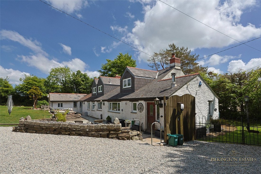 House in Cornwall, England 3 - 15659237