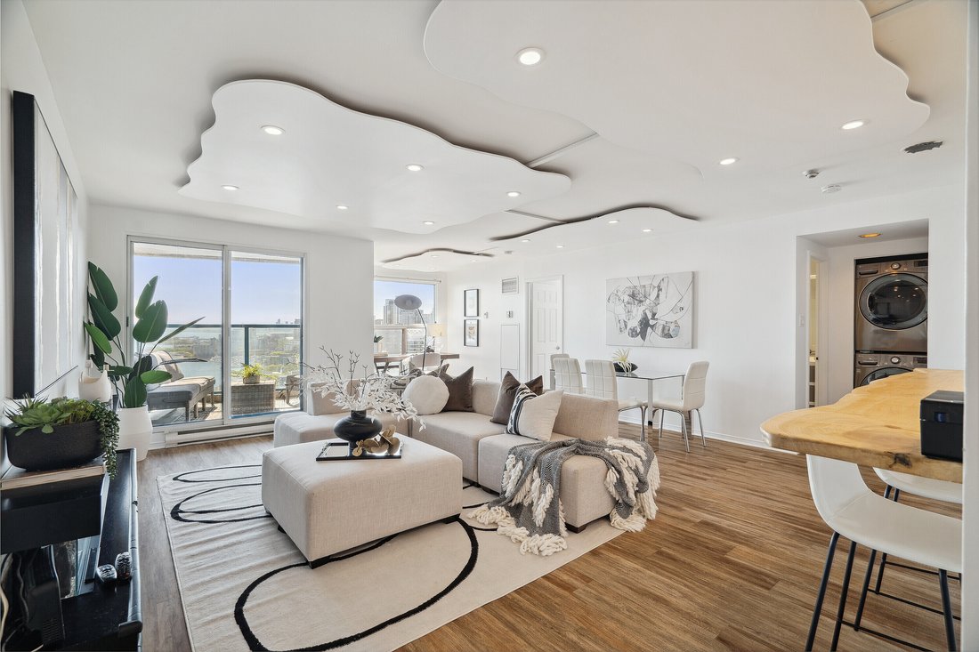 Condo in Toronto, Ontario, Canada 1 - 15662134