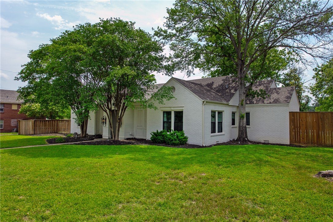 Bryan Residential In Bryan, United States For Sale (15660808) - Bryan Estate Luxury Real Estate Company