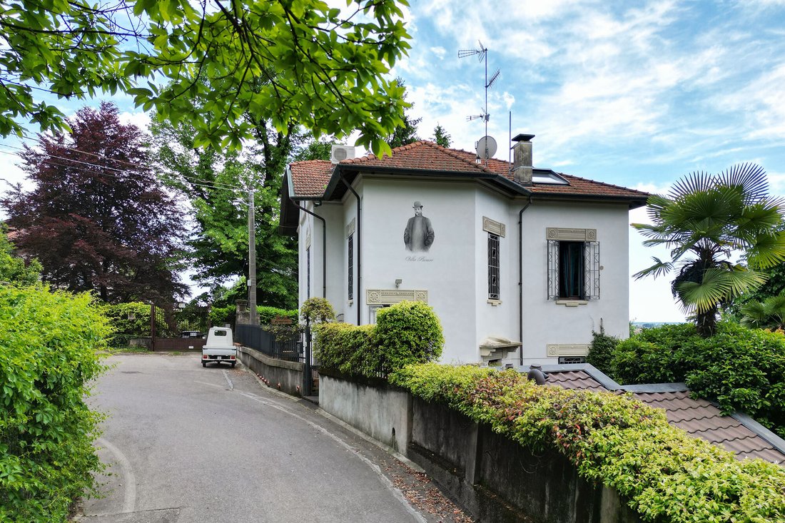 Villa in Venegono Superiore, Lombardy, Italy 4 - 15662367