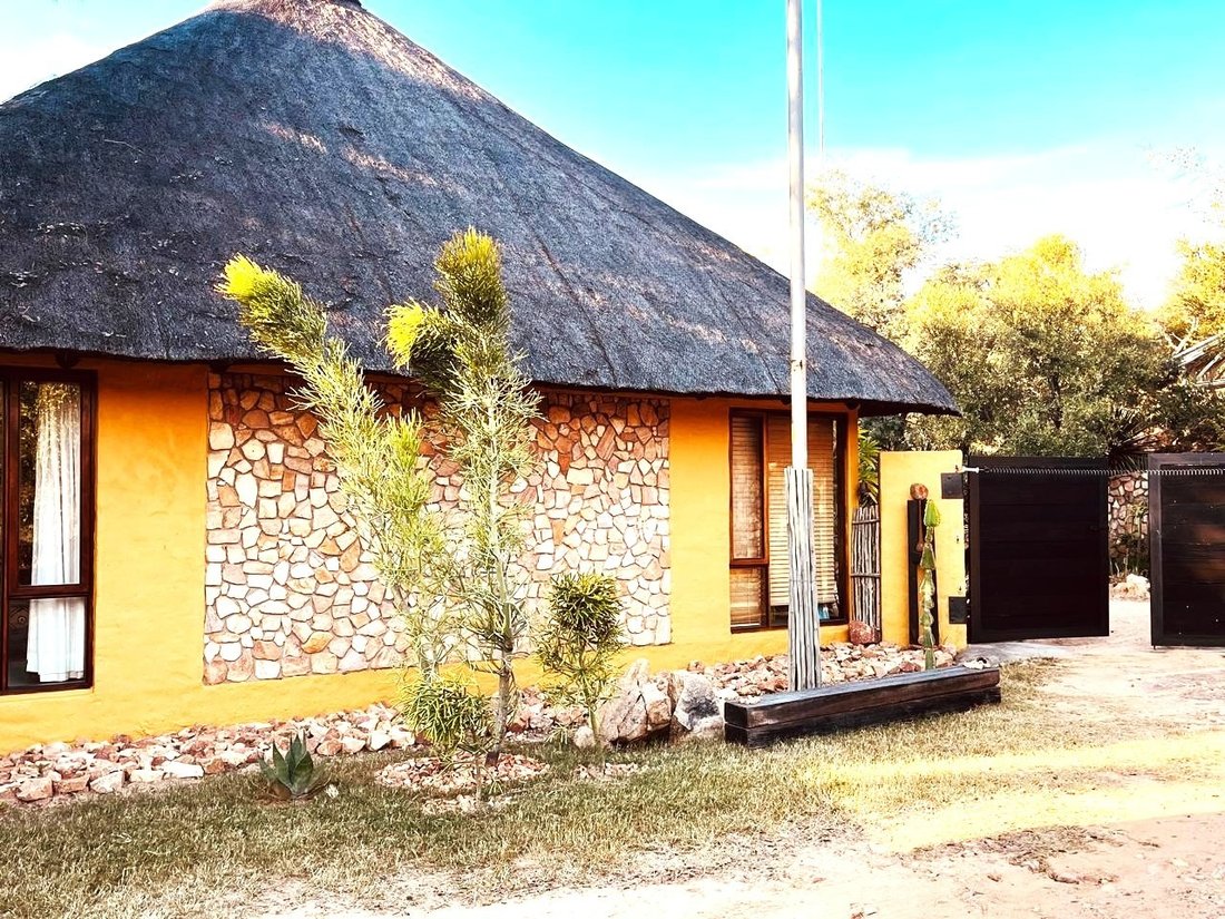 House in Bela-Bela, Limpopo, South Africa 2 - 15662952