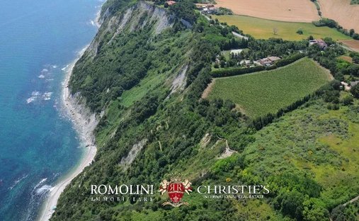 Pietralacroce, Ancona, Italia 1