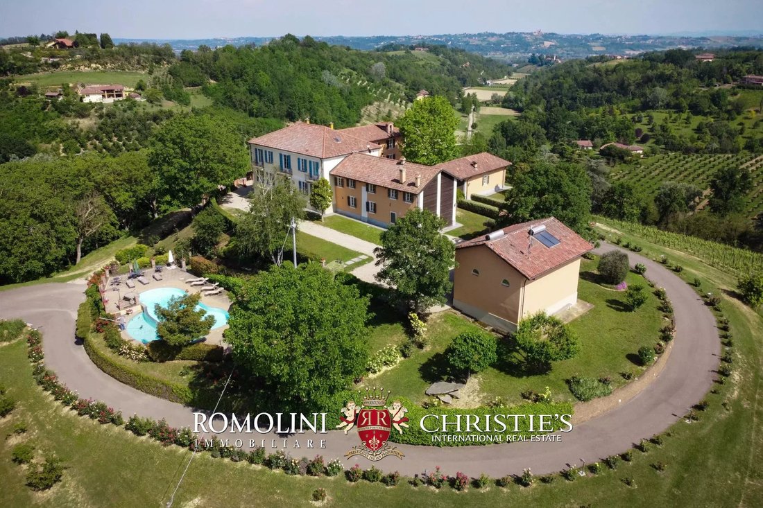 Maison à Asti, Piémont, Italie 2 - 15663113