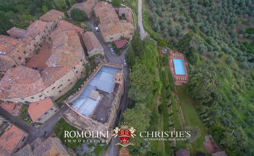 Medieval Castle For Sale Between Chianti And Valdambra, Tuscany