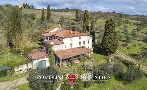 Tuscany| Historic Tuscan Castle With Land For Sale Near Florence