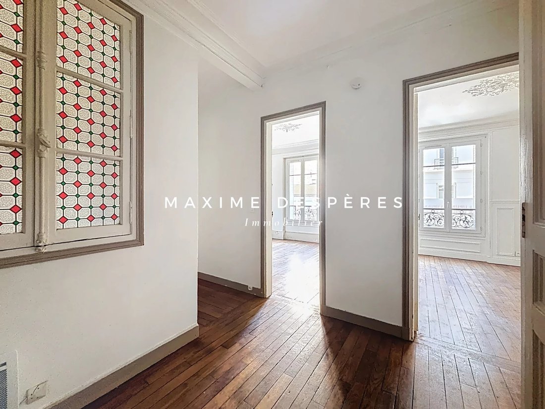 Apartment in Henri Barbusse, Levallois-Perret, France 3 - 15664309