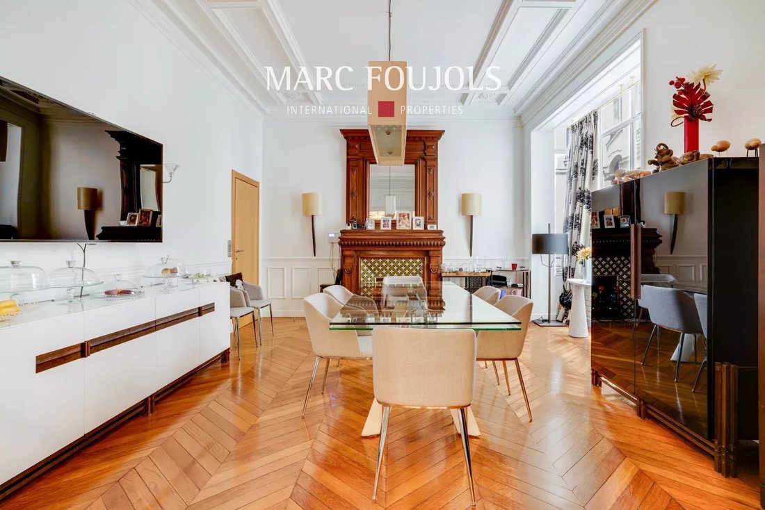 Apartment in Courcelles-Wagram, Paris 17e Arrondissement, Paris 4 - 14456110