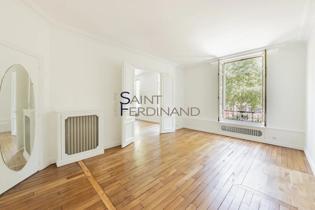 Apartment in Montmartre, Paris 18e Arrondissement, Paris 3 - 15663595