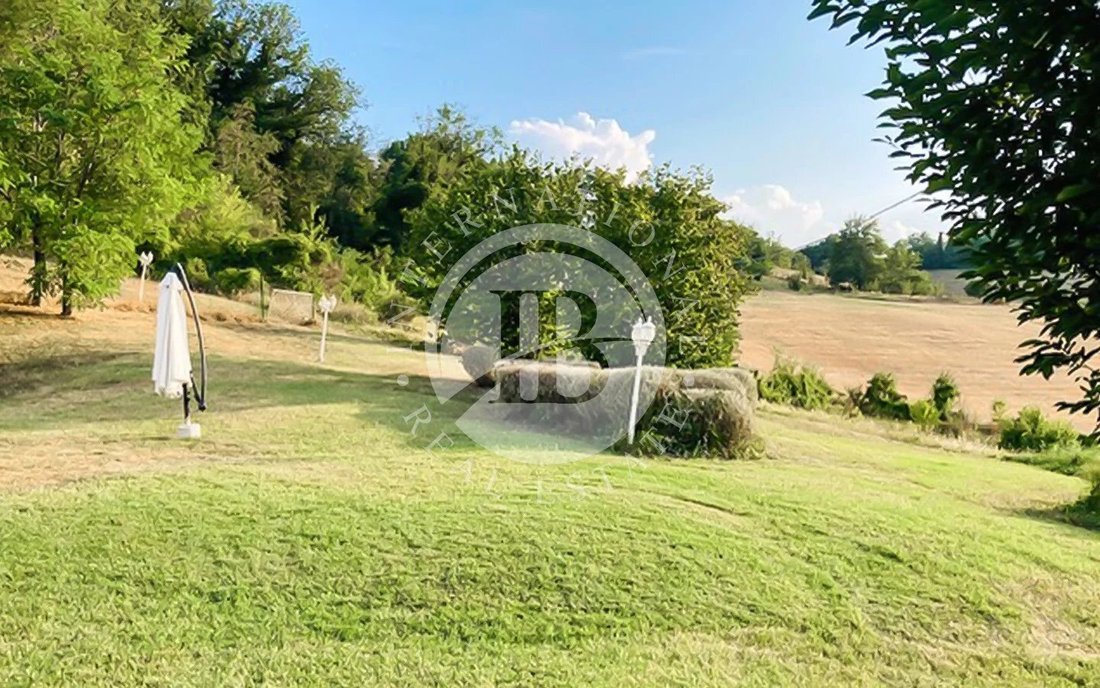 House in Montelabbate, Marche, Italy 4 - 15664084