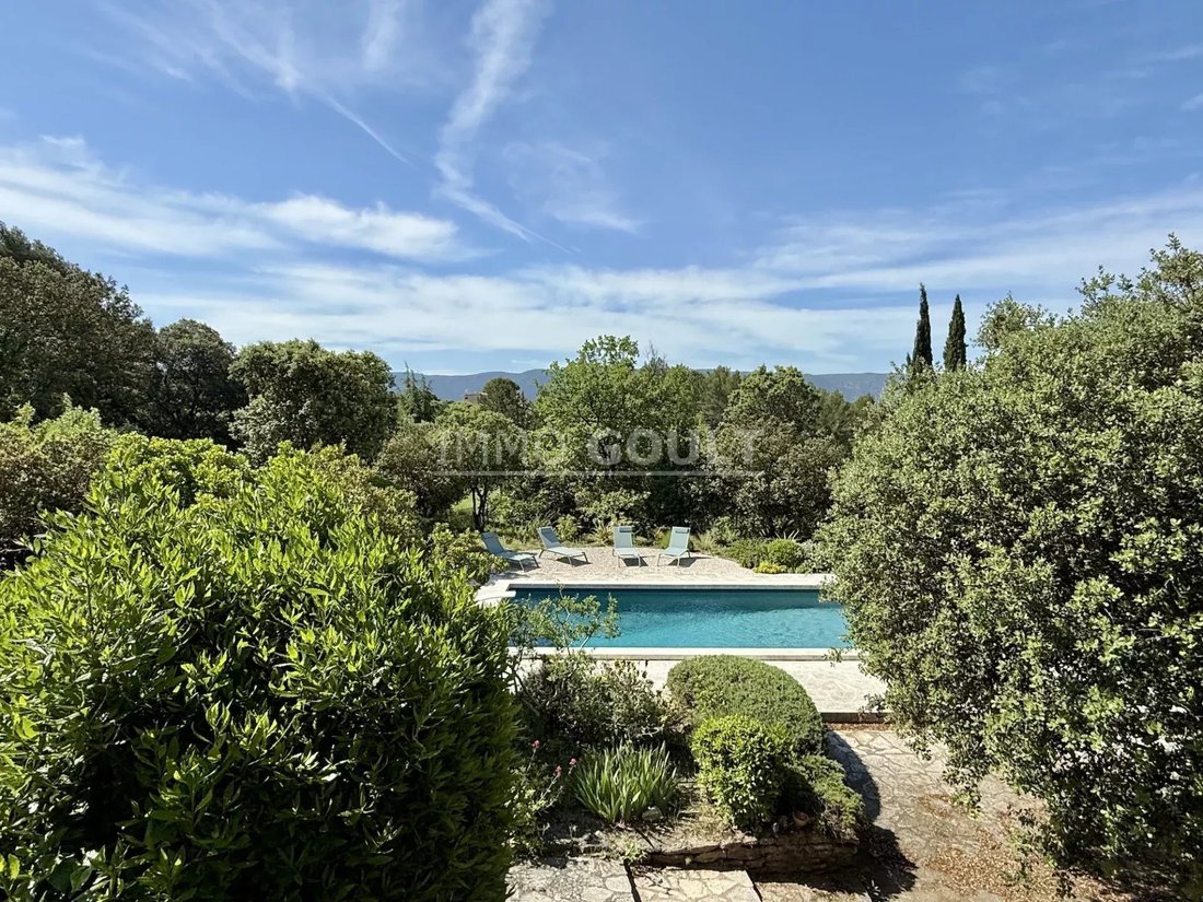 House in Gordes, Provence-Alpes-Côte d'Azur, France 2 - 14761071