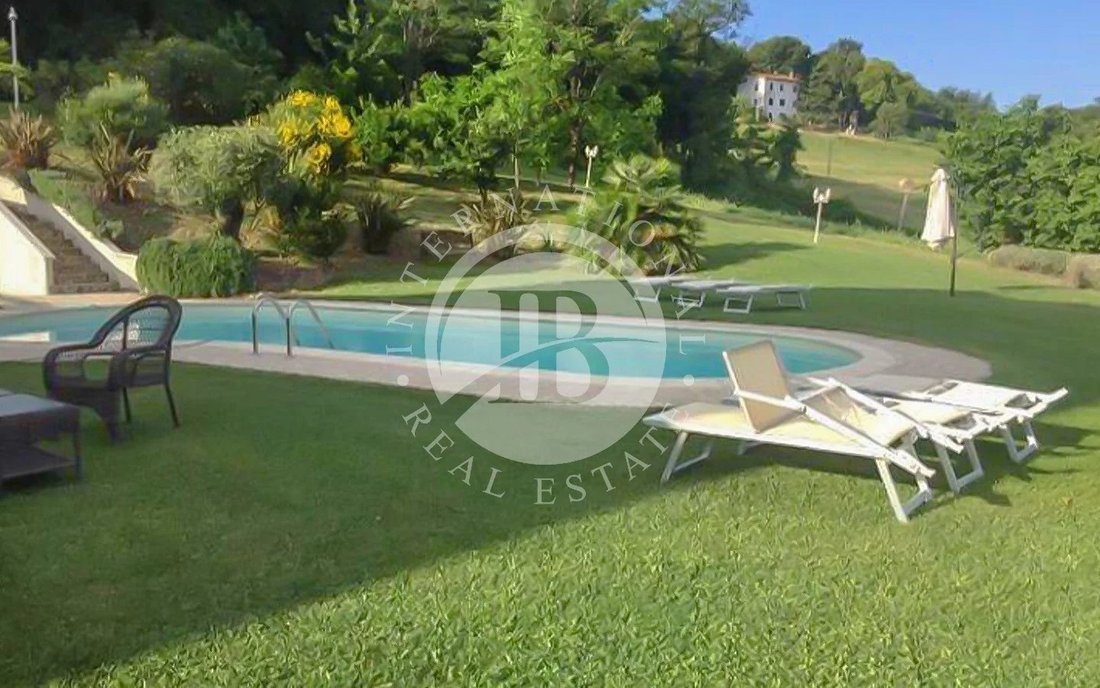 House in Montelabbate, Marche, Italy 3 - 15664084