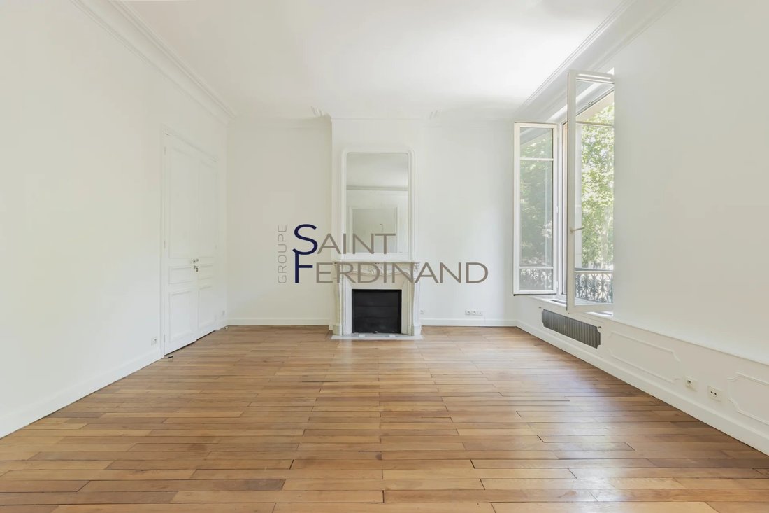 Apartment in Montmartre, Paris 18e Arrondissement, Paris 2 - 15663595