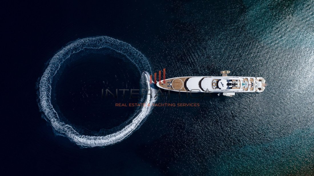 Yacht in Pireas, Decentralized Administration of Attica, Greece 3 - 15664125