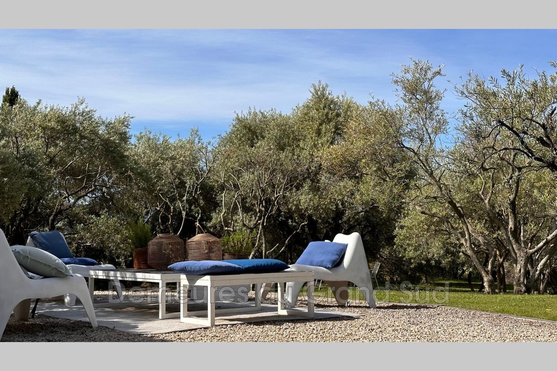Villa in Crillon-le-Brave, Provence-Alpes-Côte d'Azur, France 4 - 15664395
