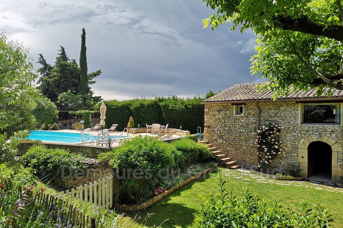 Villa in Séguret, Provence-Alpes-Côte d'Azur, France 1 - 15664334