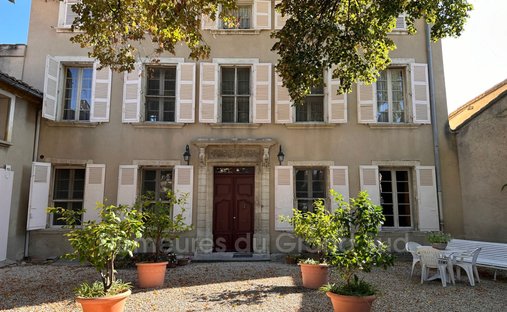 House in Zone Rurale Sud, Carpentras, France 1