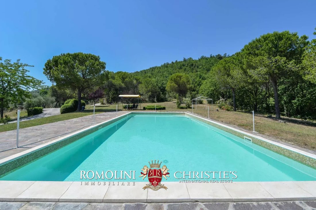 Casa en Mantignana, Umbría, Italia 2 - 15664730