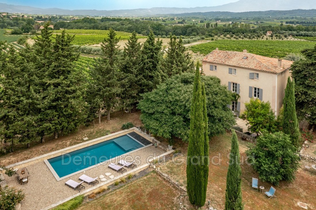 Villa in Mazan, Provence-Alpes-Côte d'Azur, France 1 - 15664238