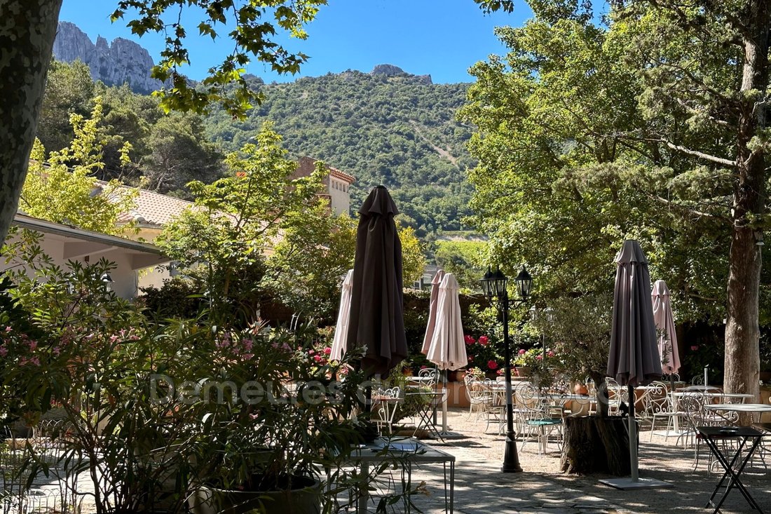 Villa a Gigondas, Provenza-Alpi-Costa Azzurra, Francia 2 - 15664397
