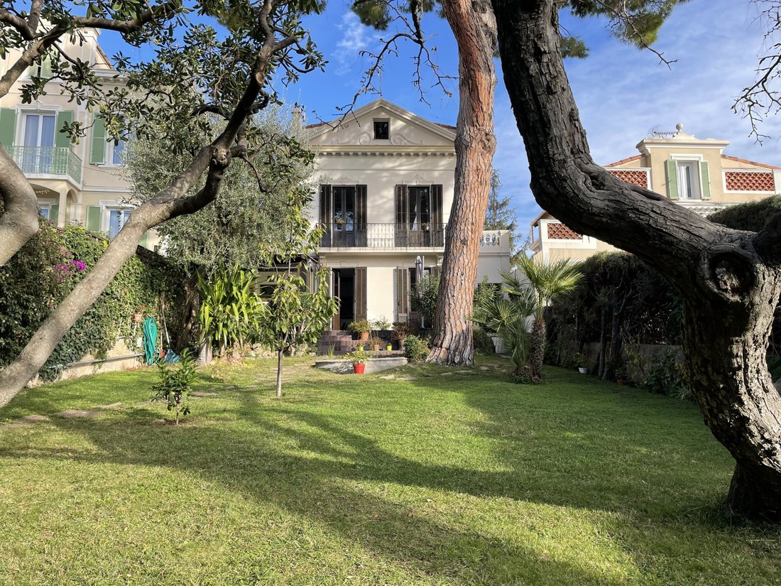 Villa in Maurice Jeanpierre, Le Cannet, France 1 - 15663933