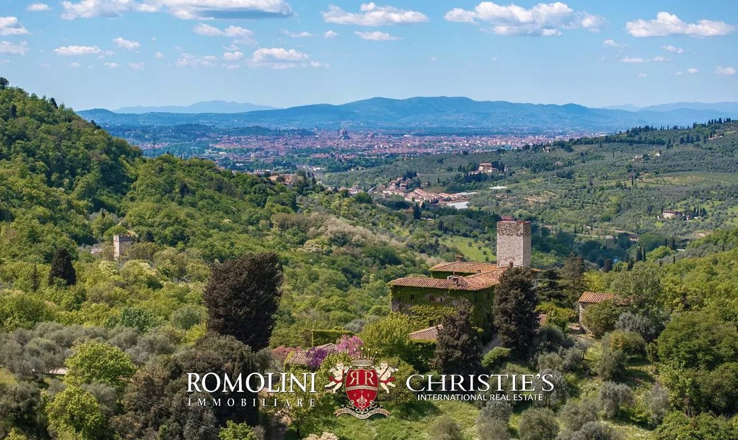 Castle for Sale in Rimaggio, Tuscany, Italy