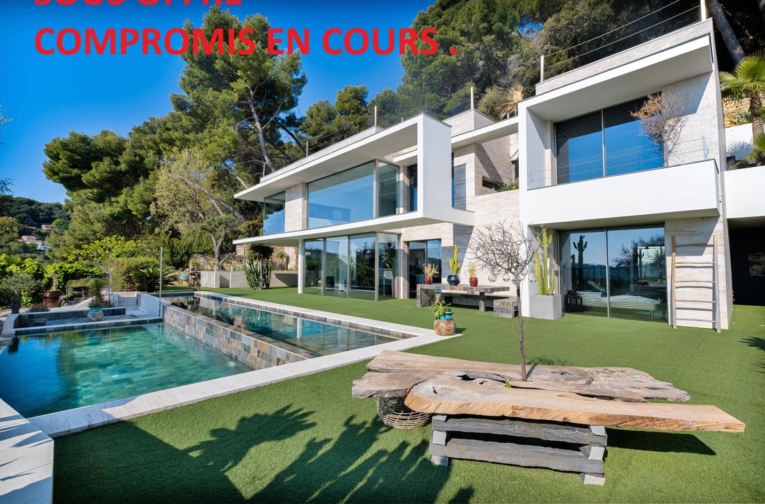 Villa in Cannes, Provence-Alpes-Côte d'Azur, France 1 - 15663657