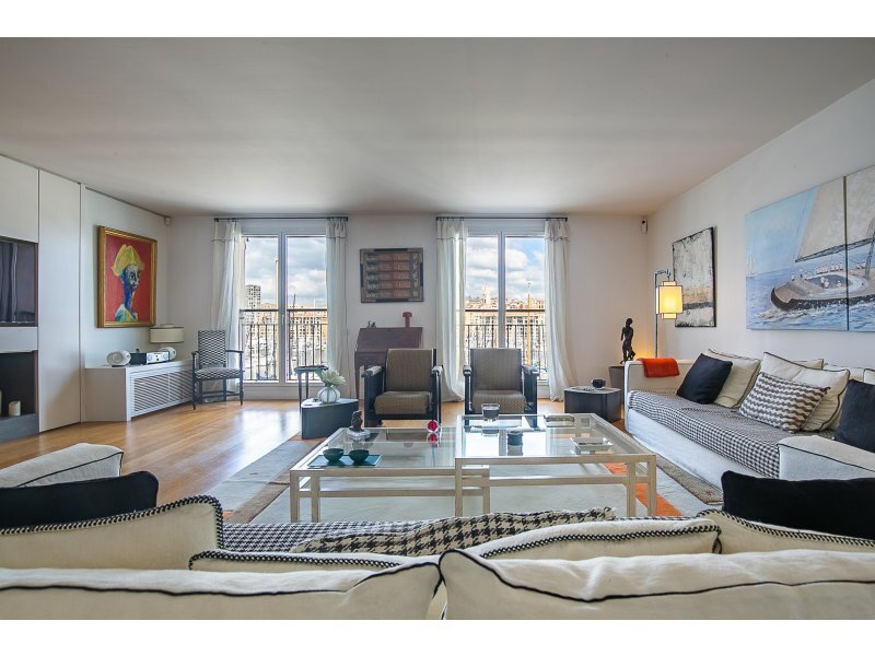 Apartment in Bompard, 7e Arrondissement, Marseille 4 - 15663706