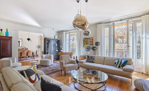 Apartment in Saint Thomas d'Aquin, Paris 7e Arrondissement, Paris 1