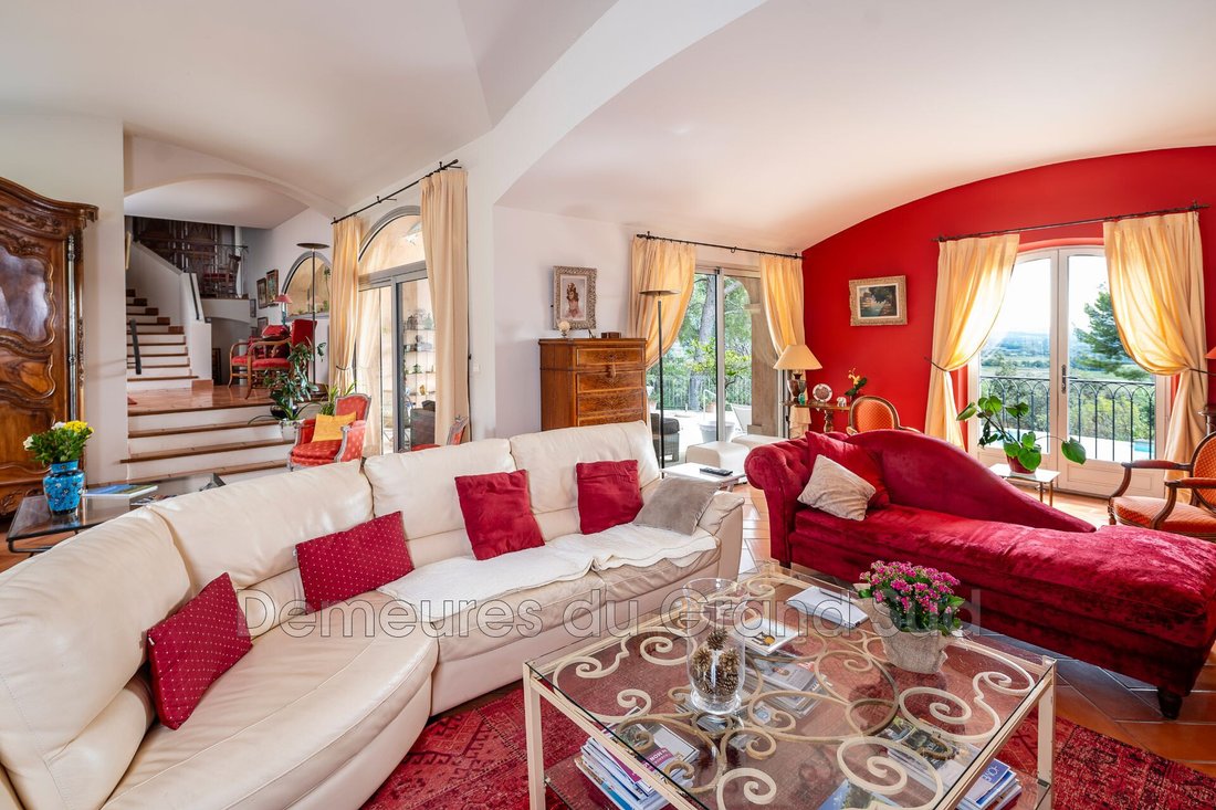 Villa in Saint-Hippolyte-le-Graveyron, Provence-Alpes-Côte d'Azur, France 5 - 15664414