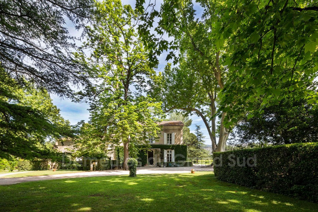 Villa in Gigondas, Provence-Alpes-Côte d'Azur, France 4 - 15664188