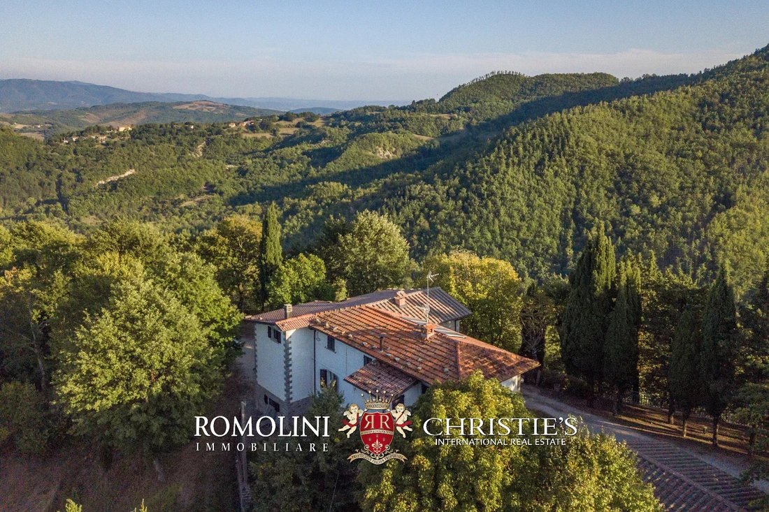 Casa en Caprese Michelangelo, Toscana, Italia 1 - 15666426