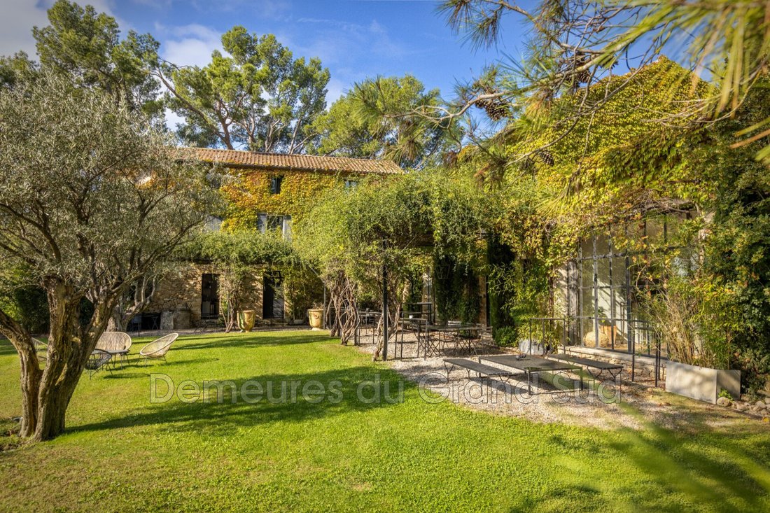 Villa in Loriol-du-Comtat, Provence-Alpes-Côte d'Azur, France 4 - 15664307