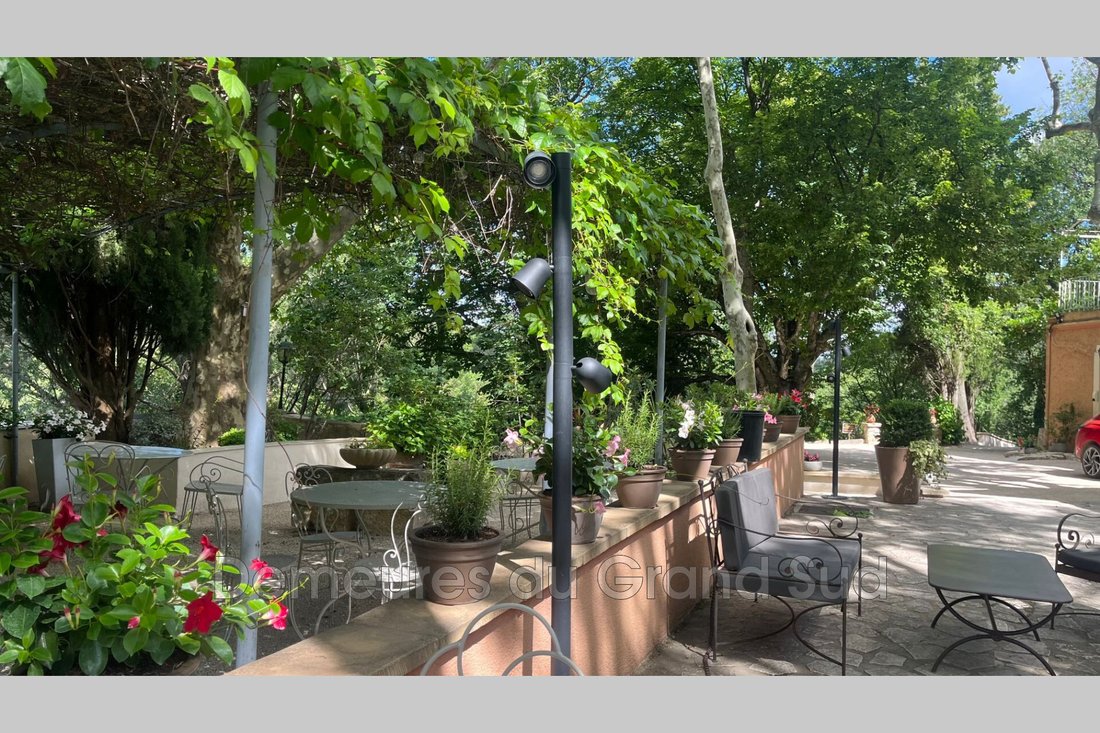 Villa a Gigondas, Provenza-Alpi-Costa Azzurra, Francia 4 - 15664397