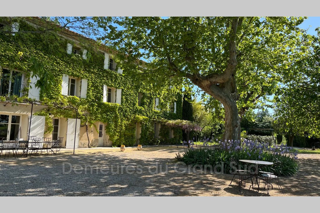 Villa in Orange, Provence-Alpes-Côte d'Azur, Frankreich 2 - 15664461