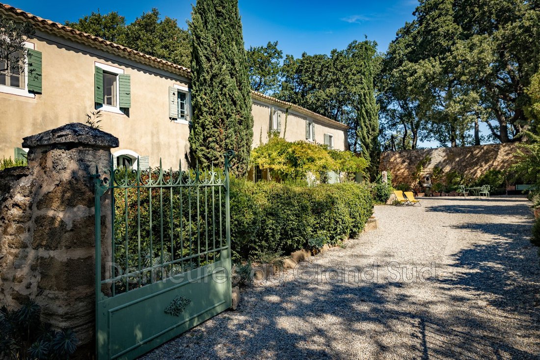 Villa in Caromb, Provence-Alpes-Côte d'Azur, France 1 - 15664229