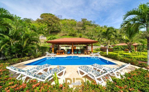 Bungalow in Atenas, Alajuela Province, Costa Rica 1