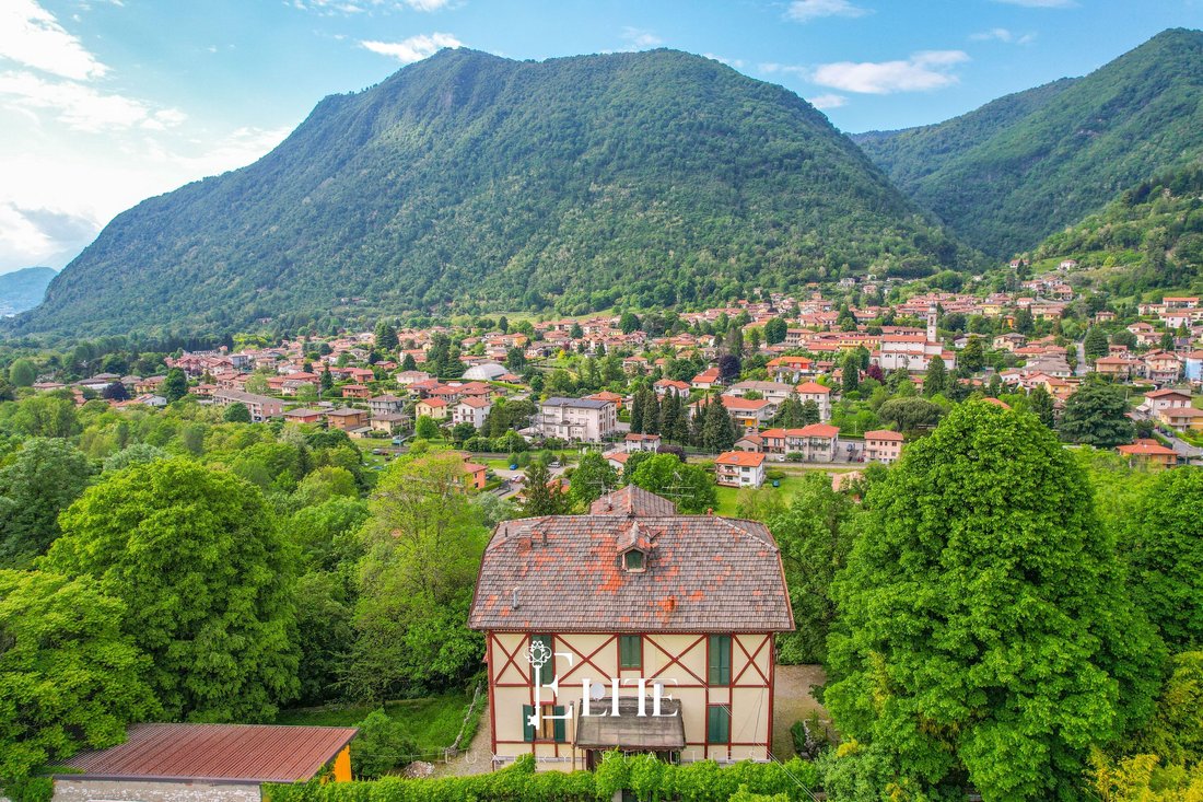 Villa in Cittiglio, Lombardy, Italy 3 - 15664827