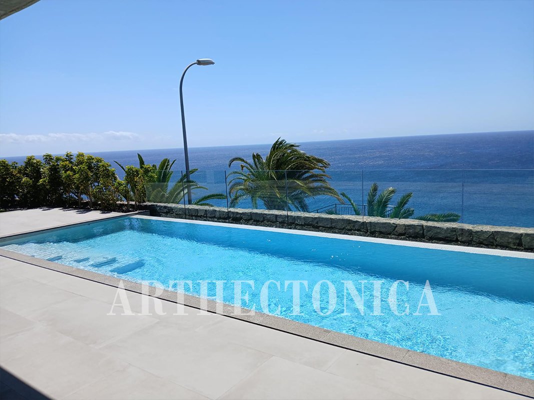 Villa in Suroeste, Santa Cruz De Tenerife, Spain 2 - 15659086